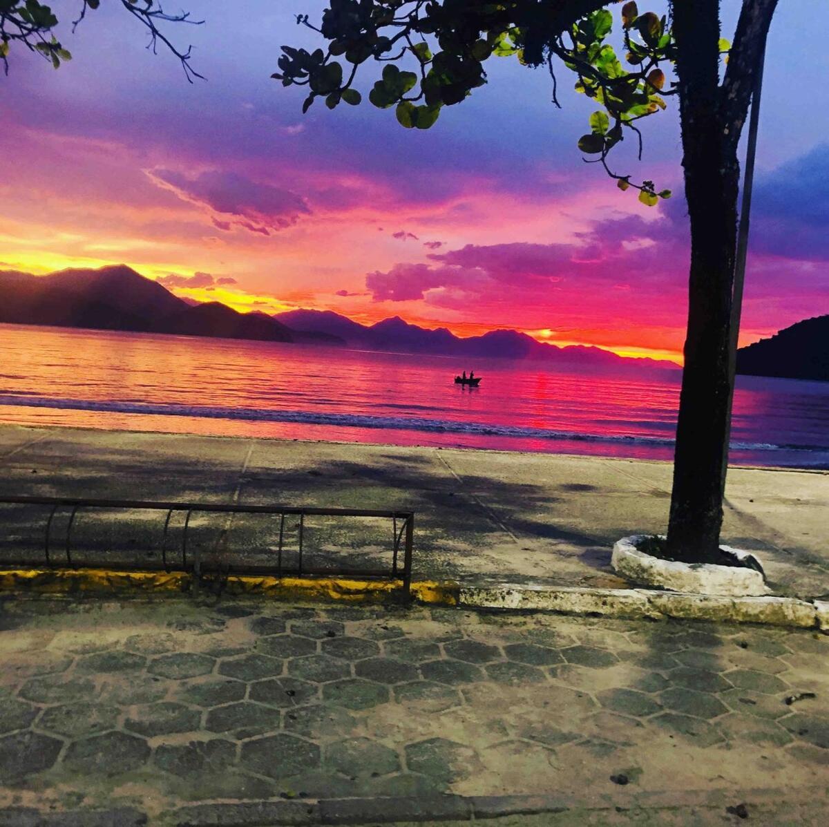 Ubatuba Casa Frente Mar Villa Exteriör bild